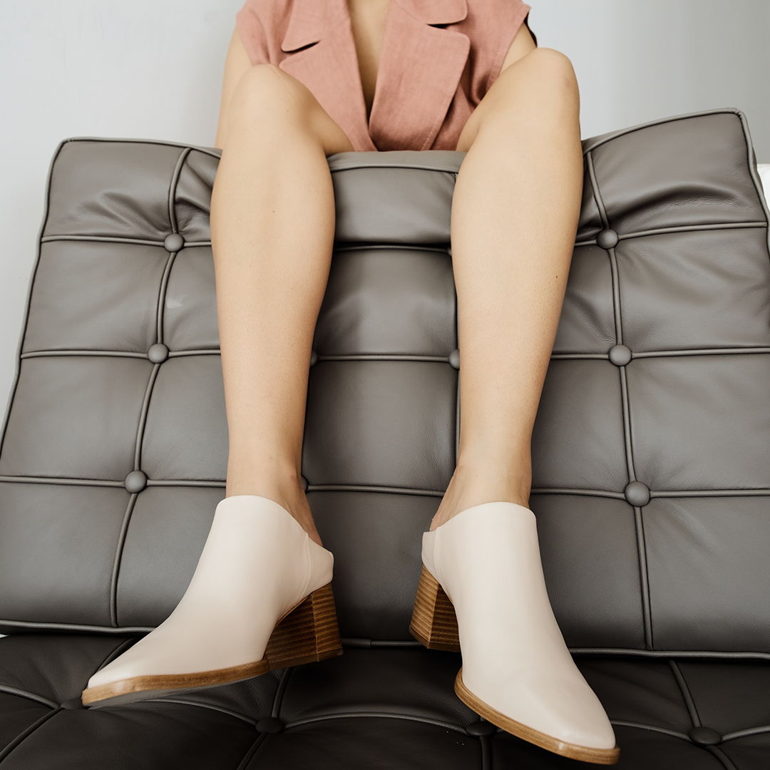 Jolene Slip On Mule in Blush Pink Leather – DANIELLA SHEVEL