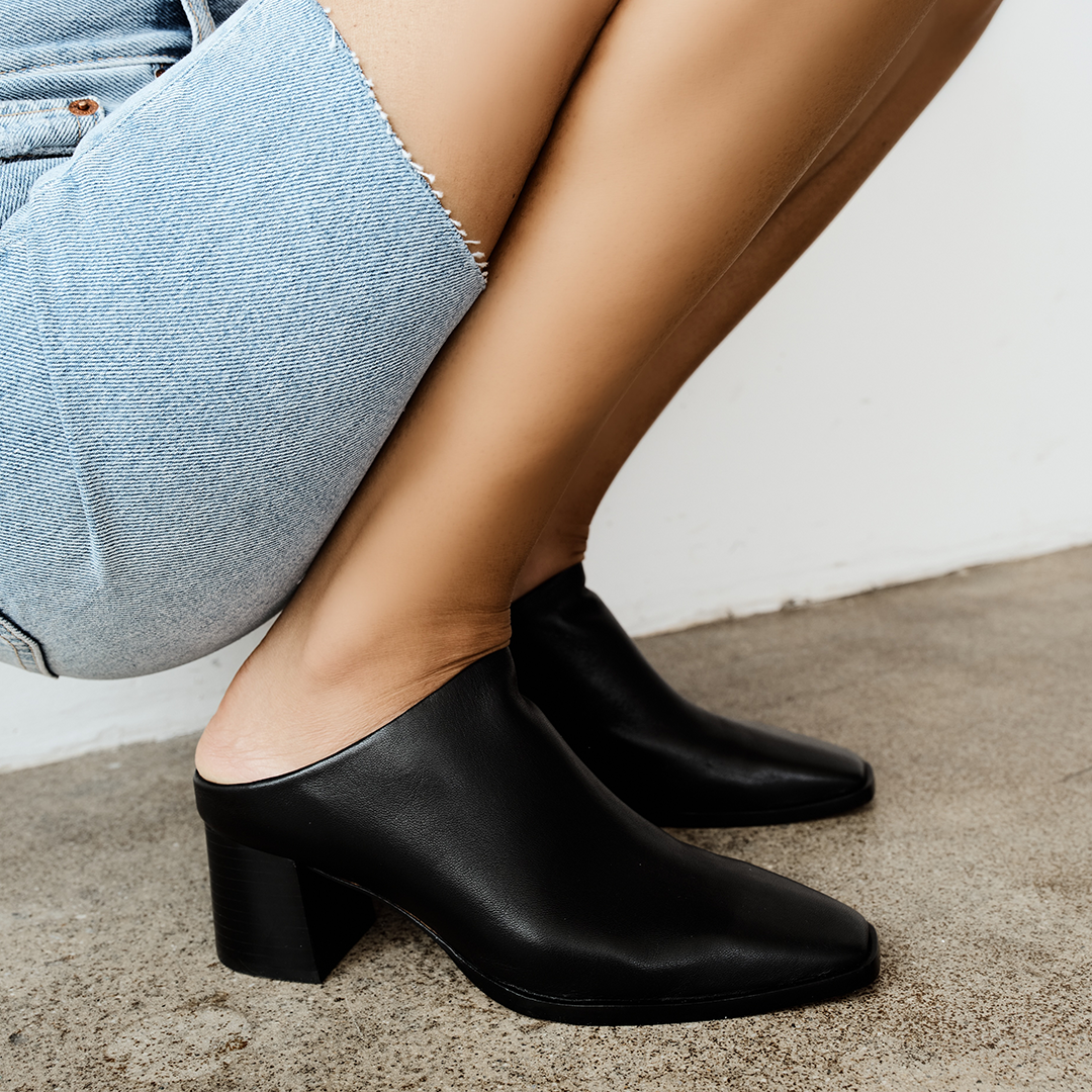 Jolene Slip On Mule in Black Leather – DANIELLA SHEVEL