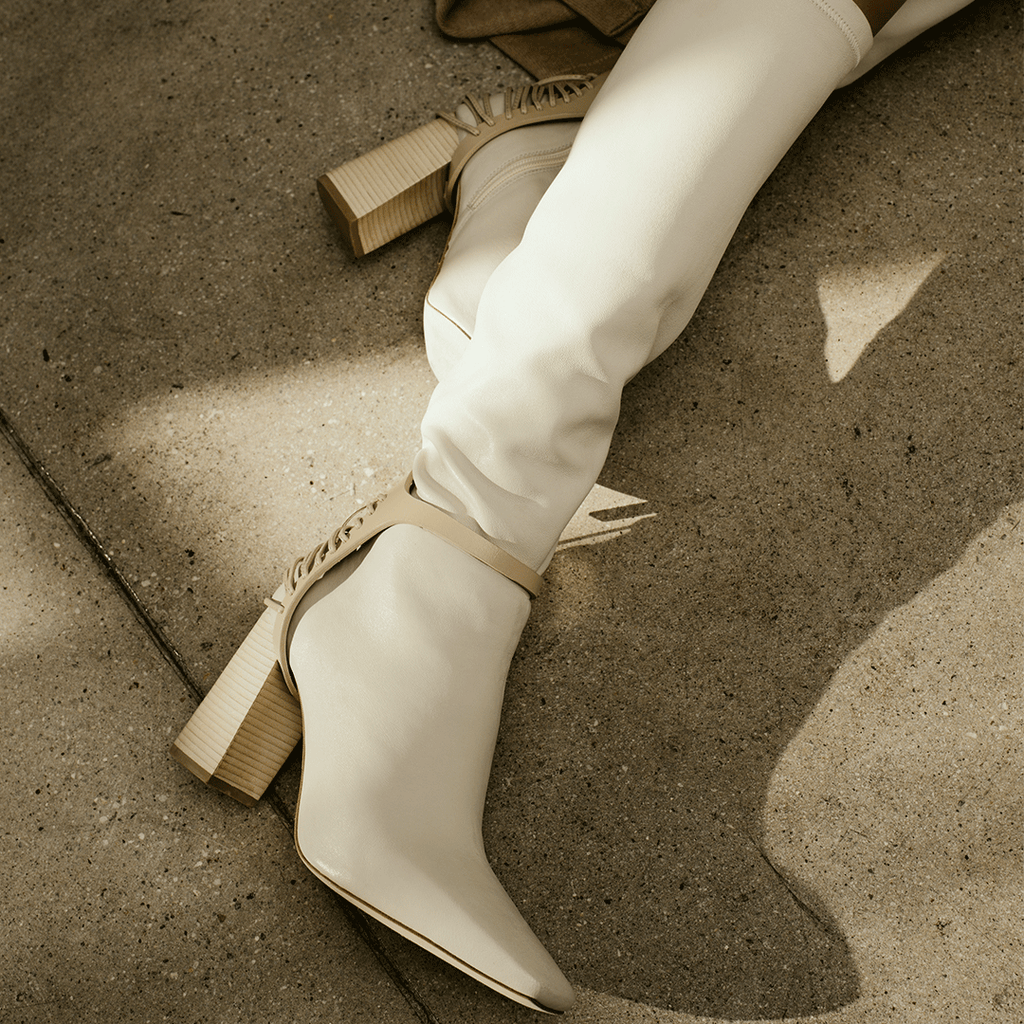 xDaniella Shevel Nela Knee High Boot Blonde Latte