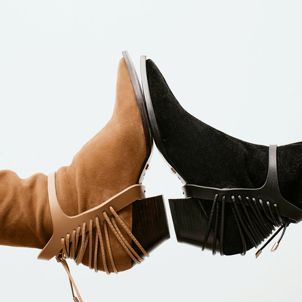Daniella Shevel Cara boot in black and moc brown 